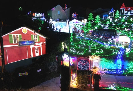 L'incroyable "Village du Père Noël" à Decazeville